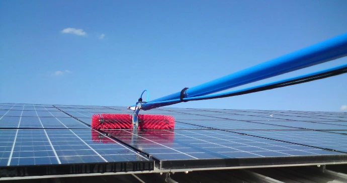 Nettoyage professionnel panneaux solaires